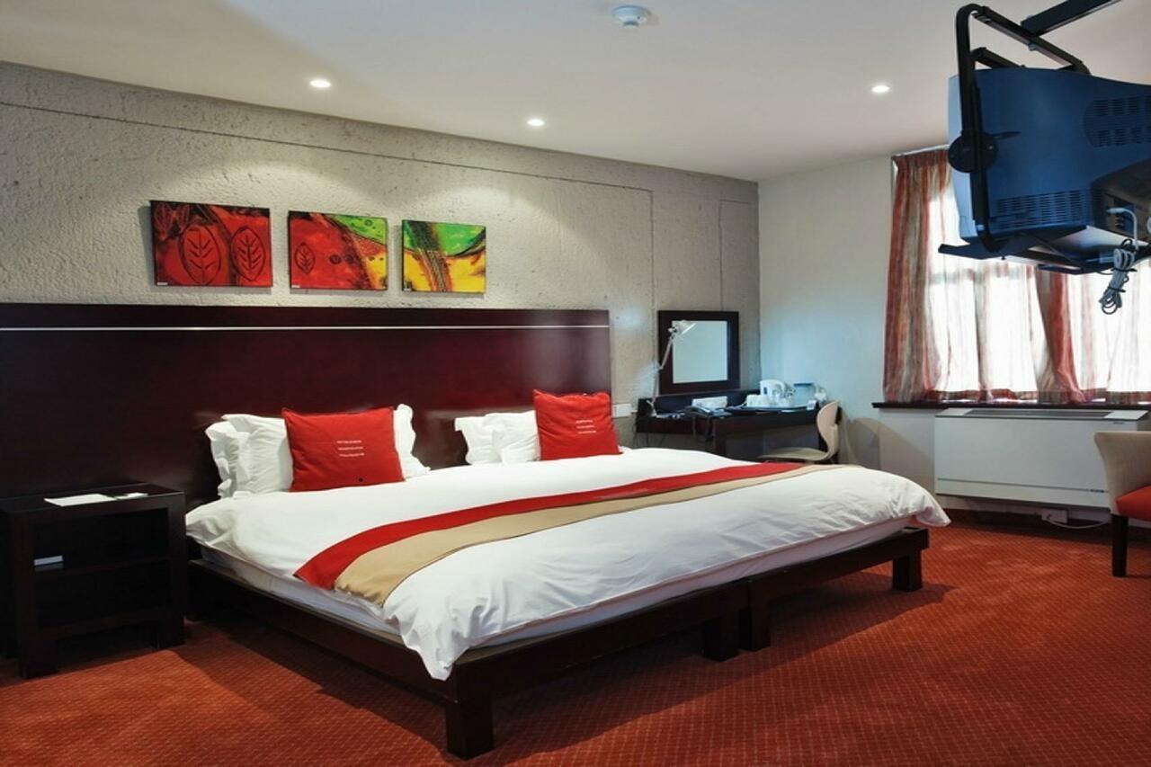 Peermont Metcourt Inn At The Grand Palm, Gaborone Kültér fotó