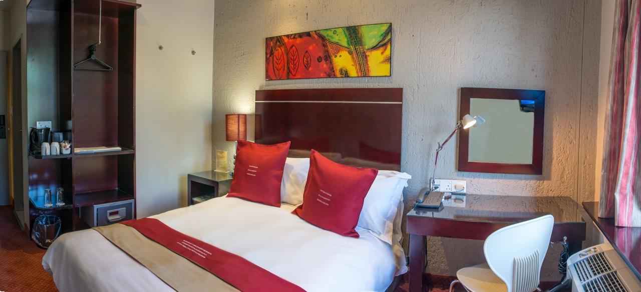Peermont Metcourt Inn At The Grand Palm, Gaborone Kültér fotó